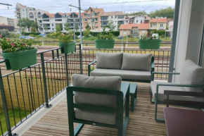 Cozy renovated apartment behind Arcachon station